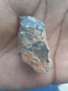 Mineral de Tantalita Coltan 30% Ta2O5 Piedra CA para Electrónica - Product Image 4