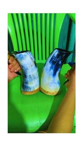 Les tasses en corne à boire sont un clin d'œil au patrimoine viking, offrant une façon unique et rustique de profiter - Product Image 3