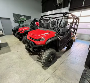 Pioneer 1000 2025 de Alto Rendimiento, 5 Plazas, EPS, Libre de Impuestos - Product Image 3