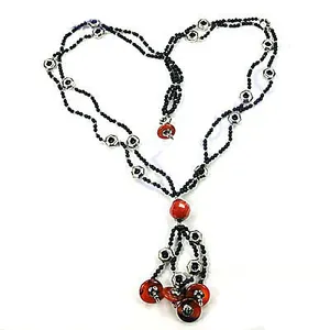 Collier bohème noir perlé avec pierres précieuses en quartz rouge pour femmes, nouveau titre : collier élégant pour femmes en perles classiques et coquillages - Product Image 3