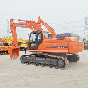 รถขุด Doosan DX300LC มือสองของแท้จากเกาหลีใต้ สภาพดี ผลิตในเซี่ยงไฮ้ - Product Image 1