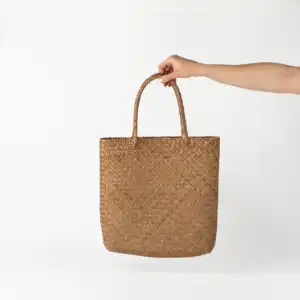 Top fashionable trend seagrass designer bags natural straw shopping beach bag for ladies girls women