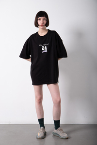 Camiseta con estampado de espalda grande para mujer, diseño personalizado prémium, 100 algodón, informal, 180-280 GSM, OEM, nueva temporada - Product Image 2