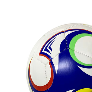 Ballons de football hybrides 100% PU personnalisés disponibles dans toutes les tailles de couleurs avec logo personnalisé Design hybride à liaison thermique Vente élevée - Product Image 3