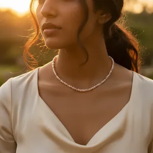 Collier ras de cou en perles d'eau douce pour femmes, couleur beige, bijoux cadeau - Product Image 1