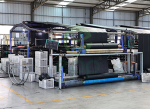 Vente à bas prix de tissu à membrane géotextile anti-herbe pour l'agriculture Paillis en plastique noir Tapis de contrôle des mauvaises herbes - Product Image 4