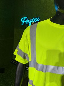 เสื้อยืดคนงานก่อสร้างที่มีแถบสะท้อนแสงคุณลักษณะด้านความปลอดภัยโลโก้ตามสั่ง - Product Image 4