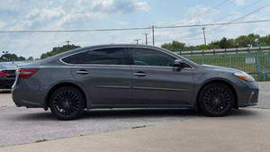 โตโยต้า อวาลอน ปี 2017 สภาพดี ใช้งานน้อย - Product Image 2