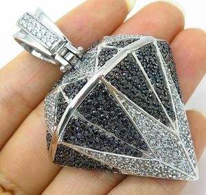 Pendentif pour homme en argent 925 avec diamant moissanite blanc et noir - Product Image 1