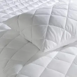 100% Polyester mikrofiber Ultra yumuşak kare kapitone yastık koruyucu fermuarlı kalın yastık nefes kapitone