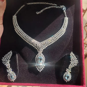 925 Collier en argent blanc Moissanite Beau collier et boucles d'oreilles Aqua Cadeau pour elle - Product Image 1