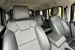 INEOS Grenadier 2024, Tracción en las Cuatro Ruedas, Turbo, Cuero, R18, Bajo Kilometraje, SUV, Caja de Cambios Automática, Volante a la Izquierda, Gasolina, Estado Nuevo - Product Image 5