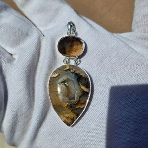 Colgante de jaspe de cuarzo ahumado hecho a mano en joyería de piedra natural de plata 925 - Product Image 1