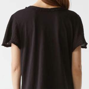 T-shirt élégant en coton Supima pour femme-Couleurs vives disponibles, polyvalent pour s'habiller ou se baisser, tenue longue durée - Product Image 6