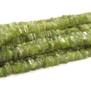 ลูกปัดหินเพอริโดตเรียบ Heishi, ทรงสี่เหลี่ยม, เบาะรองนั่ง, สาย16นิ้ว4มม. โดยประมาณ, ราคาขายส่ง, ออกใหม่, ธรรมชาติ100% - Product Image 1