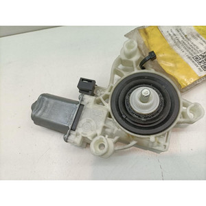MOTORE ELETTRICO PER FINESTRINO ANTERIORE DESTRO MERCEDES Classe A (W177) A0009062810 608915(K9K) (18>) - Product Image 4
