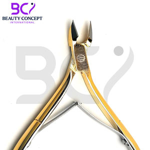 Cortaúñas Profesional de Acero Inoxidable Color Dorado, Duradero, para Cuidado Personal, con Cuchilla Curva para Pedicura y Manicura - Product Image 3