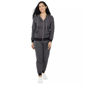 Survêtements en velours de qualité supérieure pour femmes, nouveau design de vos propres survêtements - Product Image 6