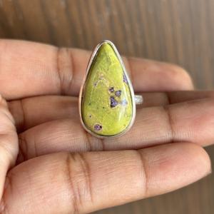 Bague statement en pierre précieuse Atlantisite verte, argent sterling 925, vente en gros de bijoux pour les occasions de fête - Product Image 3