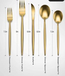 Juego de Cubiertos Modernos Dorados - Product Image 3