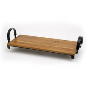 Bandeja DE SERVICIO DE MADERA rectangular de latón AK en color madera Natural con base de metal negro y asa para vajilla/utensilios de cocina - Product Image 1