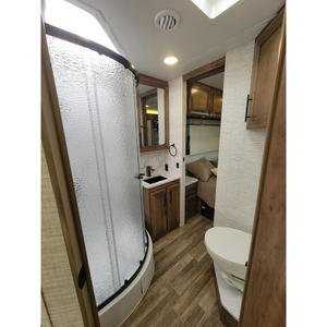 Autocaravana Usada en Tendencia, Greyhawk 33F Premium 2025, de Aluminio Gris, con Capacidad para 8 Personas - Product Image 6