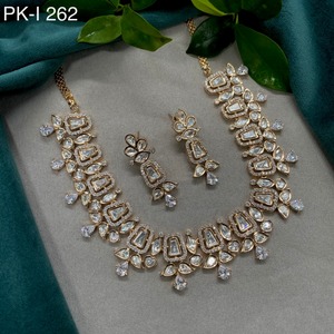 Ensemble de collier élégant en laiton Kundan diamants américains bijoux de mariée à la mode pour les mariages fêtes fiançailles anniversaires - Product Image 2