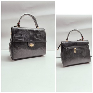 Sac à bandoulière de luxe en cuir pour femmes artisanat de haute qualité avec sangle réglable pour un usage quotidien confortable de l'Inde - Product Image 5