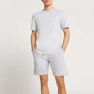 Vente en gros de vêtements d'été personnalisés pour hommes ensembles grande taille pour hommes ensemble 2 pièces haut t-shirt et short en coton respirant pour hommes - Product Image 2
