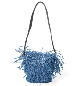 Sac à bandoulière bohème pour femme en raphia tressé et crocheté, écologique, avec pompons, bleu, léger, ouvert, pour l'été et les voyages en extérieur - Product Image 1