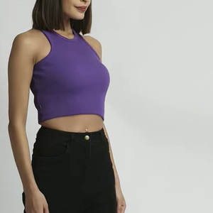 เสื้อกล้ามครอปสวมใส่สบายพร้อมดีไซน์3D สีทึบครึ่งแขนสำหรับฤดูร้อน - Product Image 4