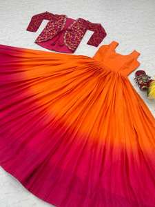 Dernière robe Koti Anarkali brodée en soie pure chinon de créateur par FabZone - Product Image 3