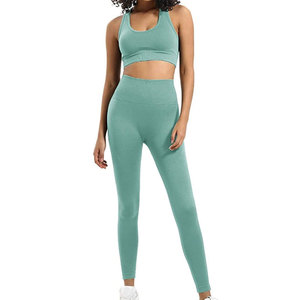Conjuntos Deportivos para Mujer Hechos en Pakistán, Ropa Deportiva a Precio Razonable, Último Diseño, Transpirables y de Secado Rápido - Product Image 1