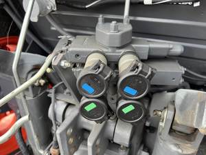 รถแทรกเตอร์คูโบต้า M4D-071HDC12 ปี 2020: ประสิทธิภาพและความทรงพลังสำหรับการเกษตรหนัก แนะนำรถแทรกเตอร์คูโบต้า M4D-071HDC12 ปี 2020 - Product Image 6