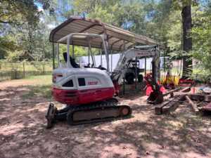 Miniexcavadora TAKEUCHI TB230 a Precio de Fábrica, Maquinaria de Construcción de hasta 12,000 Libras, con Cilindro Hidráulico y Caja de Cambios Central - Product Image 5