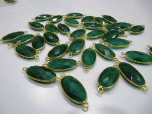 Emeraude Forme Ovale Briolette 12x22mm Connecteurs breloques Double Boucle Lunette Briolette Bijoux Connecteurs vendus par pièce - Product Image 4