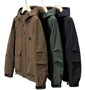 Vestes de pluie à capuche de qualité supérieure Fabricant OEM de vestes de neige d'hiver coupe-vent Vente en gros Veste softshell à séchage rapide pour hommes - Product Image 1