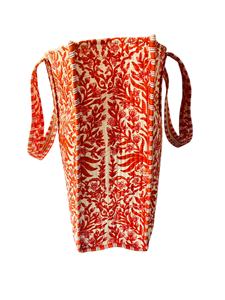 Sac fourre-tout à bandoulière matelassé en coton 100% imprimé à la main avec des motifs floraux rouges pour femmes, accessoires de mode - Product Image 3