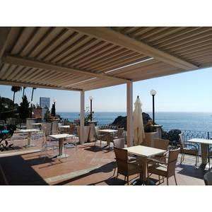 Pergola sur mesure Favignana_3 3x3 bioclimatique en aluminium avec cadre thermolaqué autoportant, fabriqué en Italie - Product Image 1