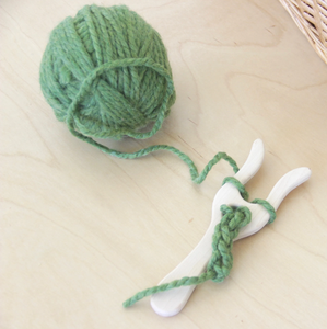 Tenedor de tejer de madera de alta calidad, tenedor de tejer Lucet, precio asequible - Product Image 1