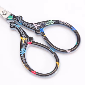 Ciseaux à motifs design personnalisé Vintage couleurs personnalisées en acier inoxydable ciseaux classiques vente en gros cisailles à broder en vrac - Product Image 3