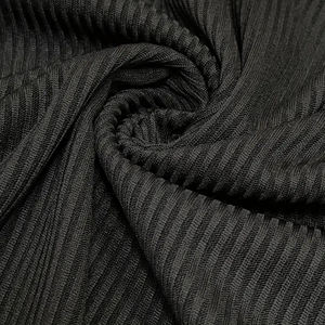 T-shirt et pantalon à manches courtes bouffantes à blocs de couleurs pour femmes ensemble deux pièces motif solide en gros bas prix - Product Image 6