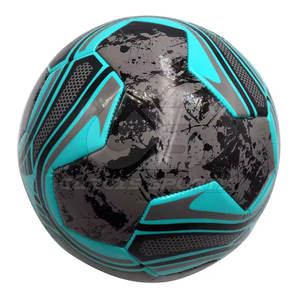 Balón de fútbol de tamaño oficial para juegos de nivel profesional que proporciona un vuelo preciso y una larga retención de aire - Product Image 2