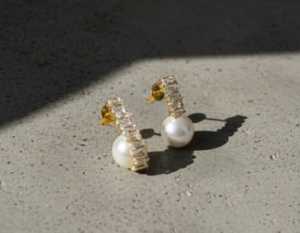 Boucles d'oreilles élégantes en pierres pleines en or pour femmes et occasions festives - Product Image 5