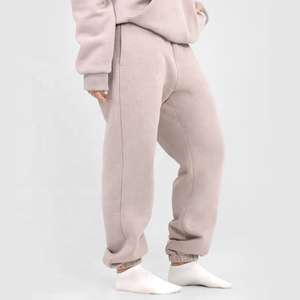 Pantalons de jogging pour hommes de haute qualité pour la course à pied, l'entraînement, le sport et les vêtements décontractés avec une coupe athlétique moderne et un confort extensible - Product Image 6