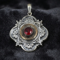 Pendentif Constantine en argent sterling 925 et bronze avec zircon rouge |   Bijoux turcs faits à la main
