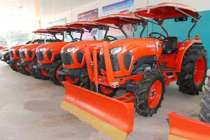 รถแทรกเตอร์ L2501 Kubota 23HP รถแทรกเตอร์ L2501อุตสาหกรรม - Product Image 6
