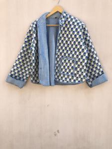 Veste bohème artisanale à fleurs, en coton, style floral, pour l'automne et l'hiver, réversible, cadeau pour elle. - Product Image 5