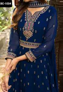 Heavy Indian Traditional Wear Pure Georgette con bordado pesado Zari Sequence Work and Sleeve Anarkali Vestidos con Dupatta - Product Image 4