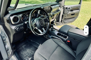 DESCUENTO EN JEEP WRANGLER UNLIMITED SAHARA 4X4 2019 USADO, CON VOLANTE A LA IZQUIERDA/DERECHA - Product Image 4